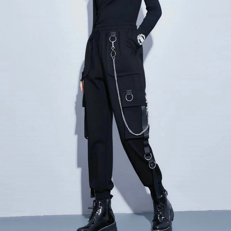 Japanese Punk Black Female Joggers 2023 Spring Summer Cargo Women'S Pants Streetwear Harem Ankle-Length Trousers With Chain
Japanese Punk Black Female Joggers 2023 Spring Summer Cargo Women'S Pants Streetwear Harem Ankle-Length Trousers With Chain