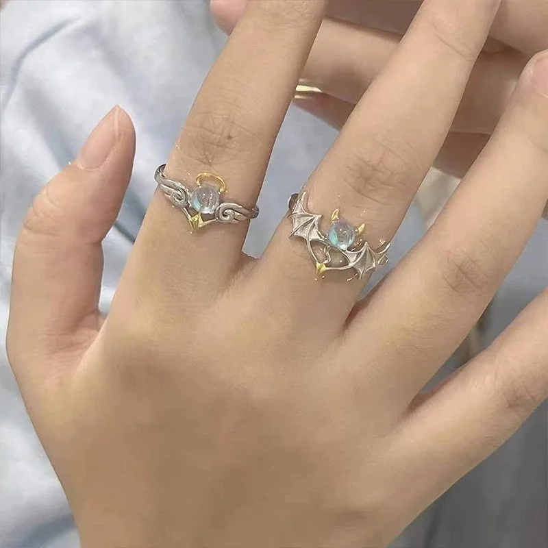 2022 New Fashion Angel and Devil Couple Cartoon Ring Moonstone Couple Gift Pair Ring Opening Adjustable Ring Anniversary Gift
2022 New Fashion Angel and Devil Couple Cartoon Ring Moonstone Couple Gift Pair Ring Opening Adjustable Ring Anniversary Gift