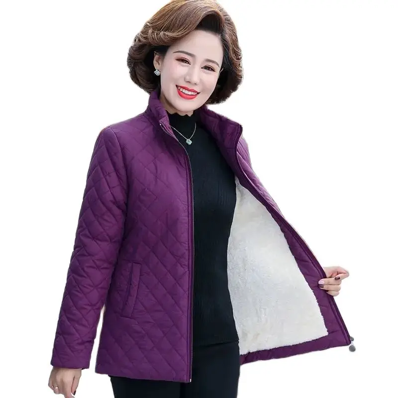 Middle-aged Mother Winter Short Coat Fleece Cotton-padded Jacket Middle-aged And Elderly Fashion Loose Warm Cotton-Padded Jacket
Middle-aged Mother Winter Short Coat Fleece Cotton-padded Jacket Middle-aged And Elderly Fashion Loose Warm Cotton-Padded Jacket