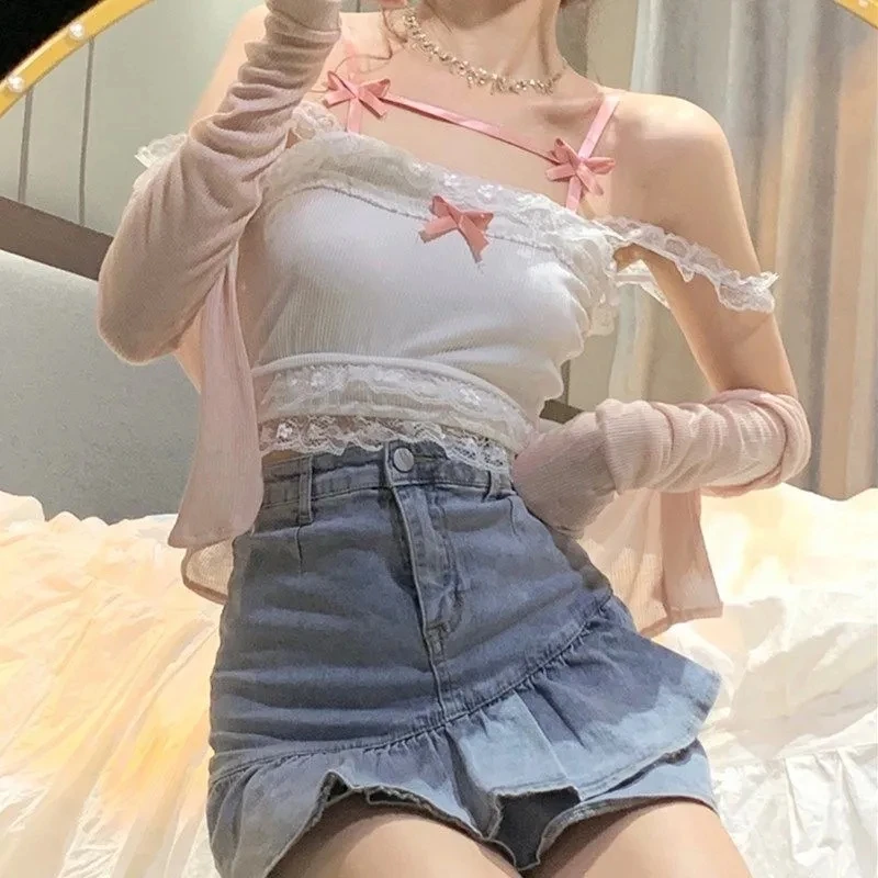 Korean Style Lace Vest Women Summer 2023 Kawaii Lolita Sleeveless Crop Tops Woman Sweet Cute Tank Top Slim Y2K Knitted Camisole
Korean Style Lace Vest Women Summer 2023 Kawaii Lolita Sleeveless Crop Tops Woman Sweet Cute Tank Top Slim Y2K Knitted Camisole