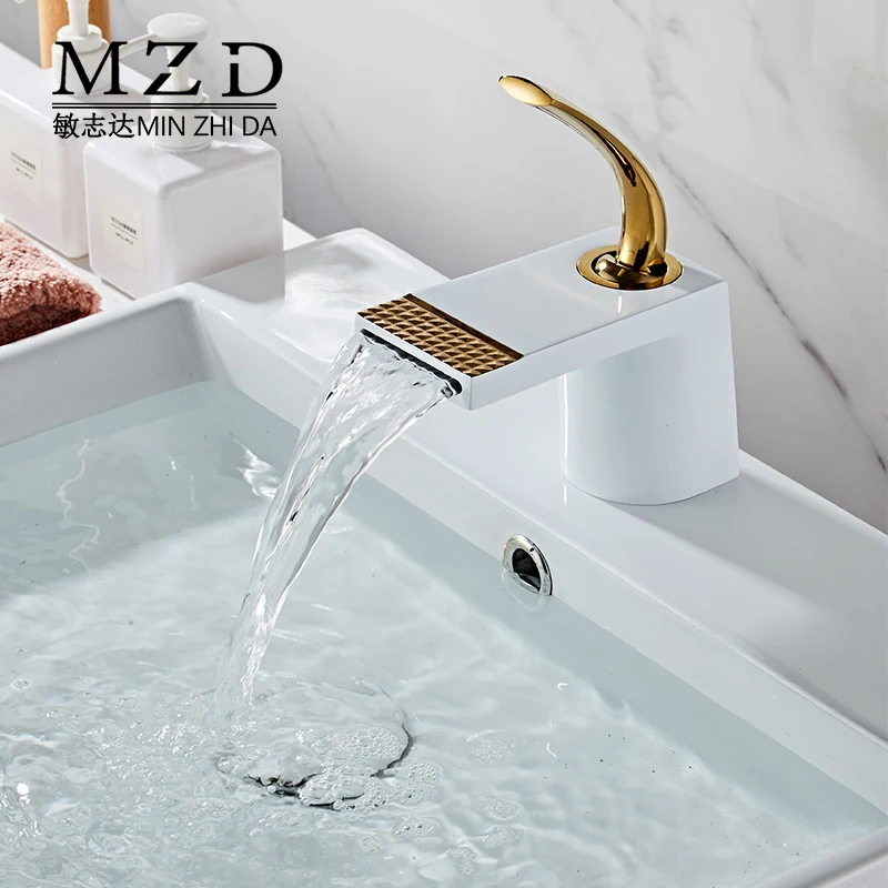 Светильник Luxury Tapware Modern умывальник для туалетной комнаты Смеситель для ванной комнаты краны для раковины Королевский смеситель для раковины холодной и горячей воды
Светильник Luxury Tapware Modern умывальник для туалетной комнаты Смеситель для ванной комнаты краны для раковины Королевский смеситель для раковины холодной и горячей воды