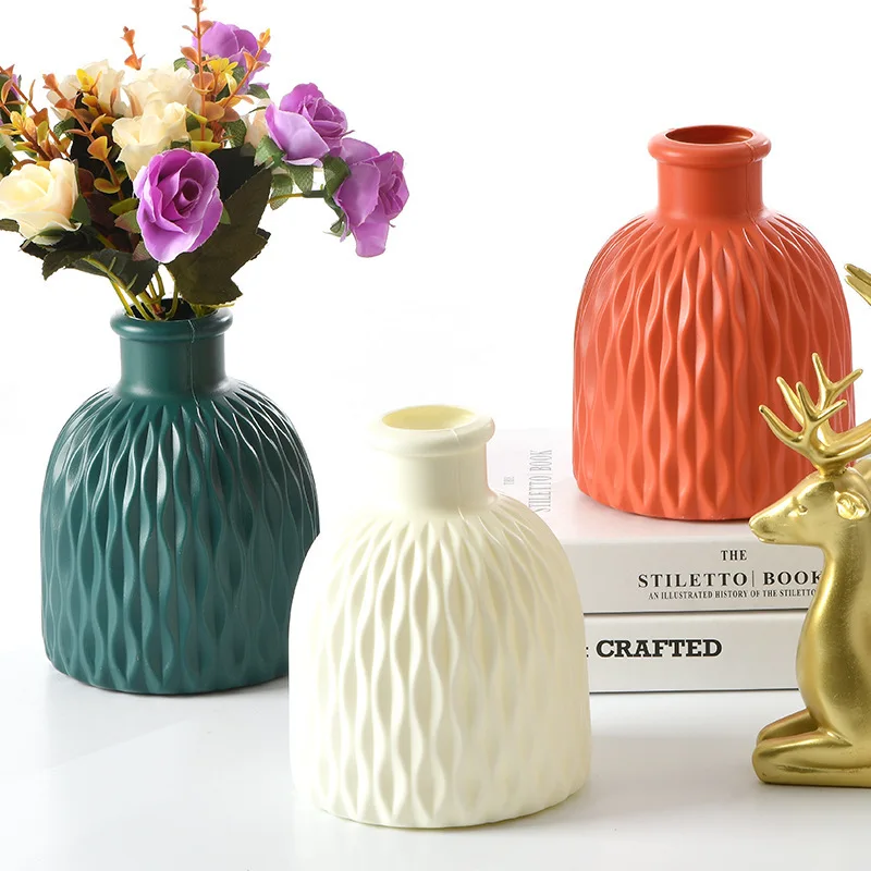 Modern Flower Vase Plastic Vase Flower Arrangement Imitation Ceramic Flower Pot Nordic Style for Dry And Wet Flower Home Decor
Modern Flower Vase Plastic Vase Flower Arrangement Imitation Ceramic Flower Pot Nordic Style for Dry And Wet Flower Home Decor