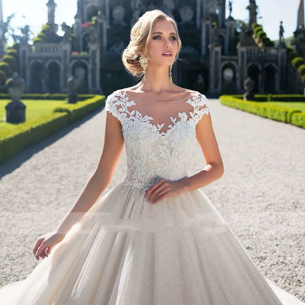 On Zhu Vestido De Novia Sexy Backless Wedding Dresses 2023 Luxury Appliques Beaded Court Train Princess Ball Gown Bridal Gowns
On Zhu Vestido De Novia Sexy Backless Wedding Dresses 2023 Luxury Appliques Beaded Court Train Princess Ball Gown Bridal Gowns