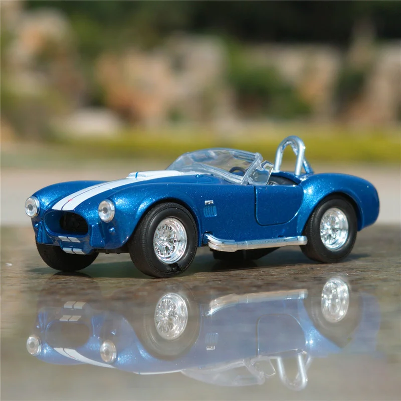 WELLY 1:36 Ford Mustang Shelby Cobra 427 S/C 1965 Alloy Car Model Diecasts & Toy Vehicles Collect Car Toy Boy Birthday gifts
WELLY 1:36 Ford Mustang Shelby Cobra 427 S/C 1965 Alloy Car Model Diecasts & Toy Vehicles Collect Car Toy Boy Birthday gifts