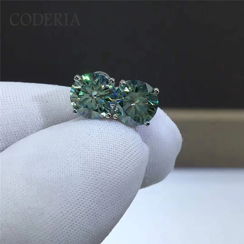 Classic S925 sterling silver Mossanne sparkling diamond earrings for women's high quality fine jewelry
Classic S925 sterling silver Mossanne sparkling diamond earrings for women's high quality fine jewelry