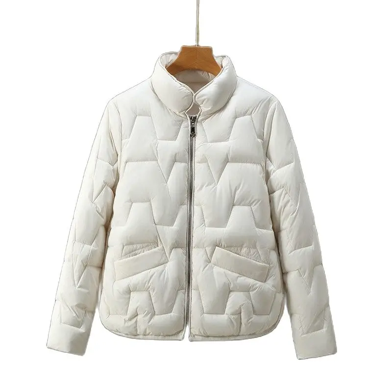 Autumn Winter Parkas Down Cotton Jacket Women Short Clothes 2023 New Korean Fashion Stand Collar Light Padded Coat Female H2506
Autumn Winter Parkas Down Cotton Jacket Women Short Clothes 2023 New Korean Fashion Stand Collar Light Padded Coat Female H2506