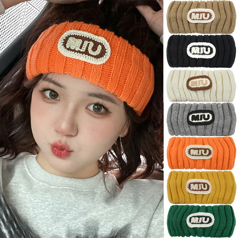 Fashion Letter Ear Protection Knitted Headband Ladies Wide Brim Headgear Autumn And Winter Warm Headband Wash Face Headband
Fashion Letter Ear Protection Knitted Headband Ladies Wide Brim Headgear Autumn And Winter Warm Headband Wash Face Headband