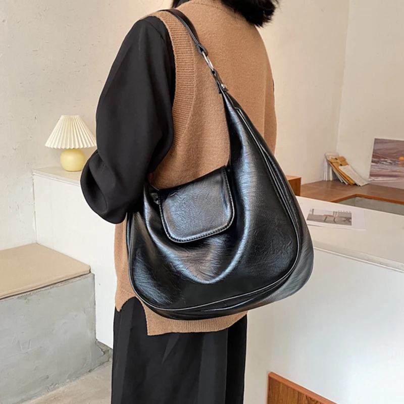 2023 Soft Women Shoulder Hobo Bags Large Capacity Luxury Designer Handbag Crossbody Bags Ladies Fashion Trending Bolsas De Mujer
2023 Soft Women Shoulder Hobo Bags Large Capacity Luxury Designer Handbag Crossbody Bags Ladies Fashion Trending Bolsas De Mujer