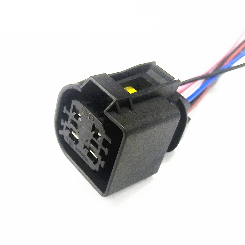 4 Pin Automotive Waterproof Electronic Connector Wiring Harness Female Water Pump Plug DJ7041-3.5-6.3-21 For Benz BMW X5 X6
4 Pin Automotive Waterproof Electronic Connector Wiring Harness Female Water Pump Plug DJ7041-3.5-6.3-21 For Benz BMW X5 X6