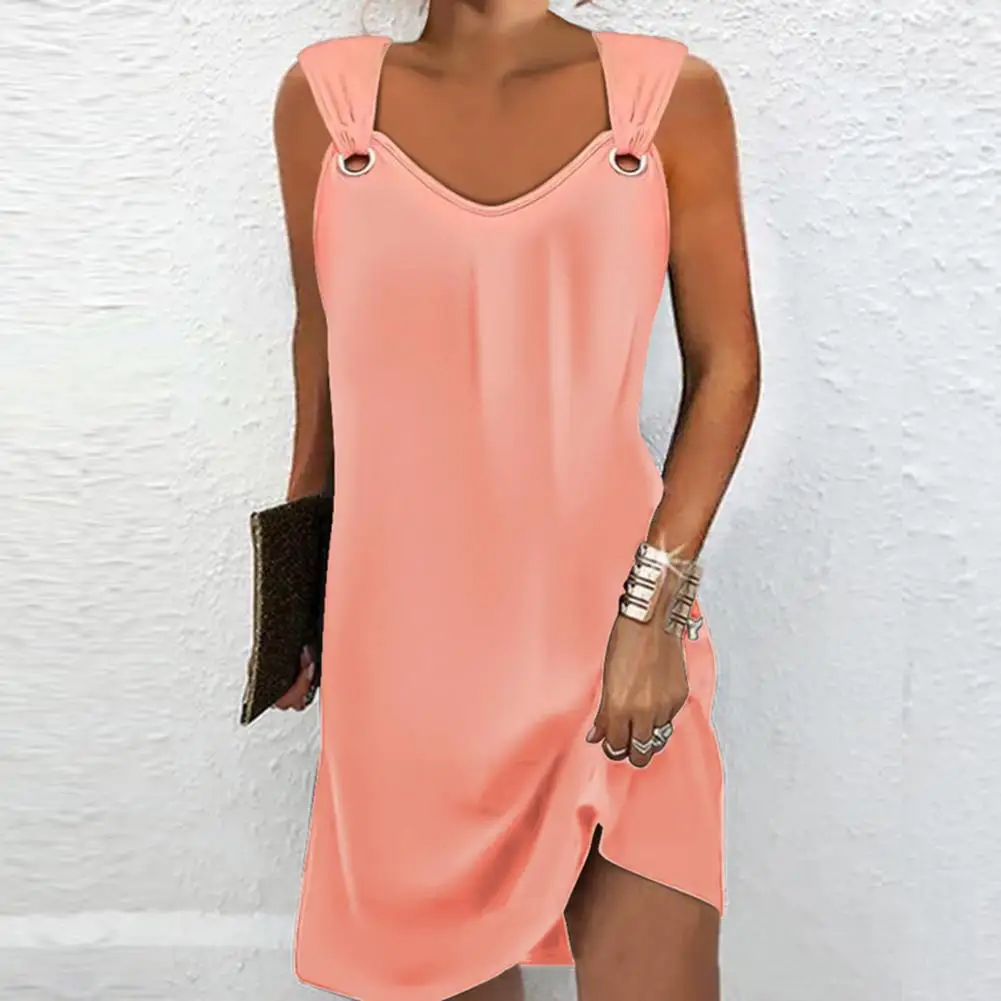 Buckle Shoulder Strap Vest Dress Chic Summer Women's V-neck Sleeveless Vest Dress Hollow Ring Design Loose Fit for Streetwear
Buckle Shoulder Strap Vest Dress Chic Summer Women's V-neck Sleeveless Vest Dress Hollow Ring Design Loose Fit for Streetwear