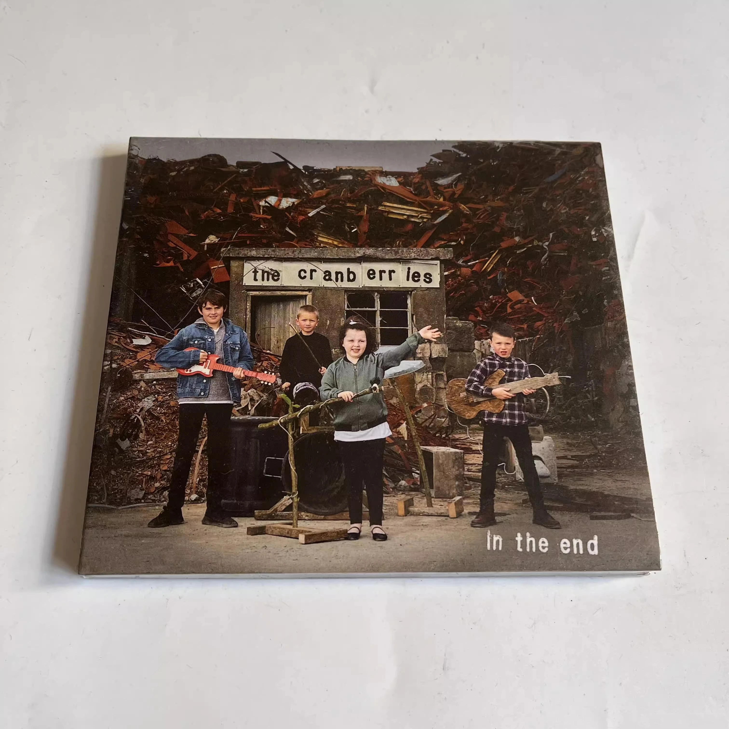 Музыкальный бокс The Cranberries
Музыкальный бокс The Cranberries