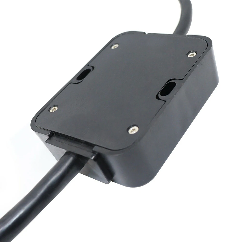 Trailer Light Converter European Round 7-Pin Connector To 4-Way Flat Pin Plug Trailer Light Converter For European Vehicle
Trailer Light Converter European Round 7-Pin Connector To 4-Way Flat Pin Plug Trailer Light Converter For European Vehicle