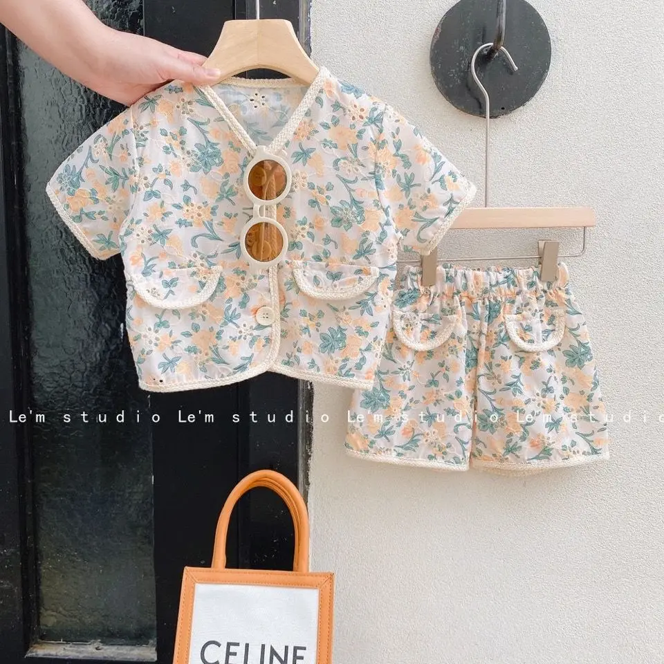 Florla Girl Clothing Set Summer 2022 Causal Baby Girl Clothes Short Sleeve V-Neck Sweet Children Clothing Fashion Toddler Outfit
Florla Girl Clothing Set Summer 2022 Causal Baby Girl Clothes Short Sleeve V-Neck Sweet Children Clothing Fashion Toddler Outfit