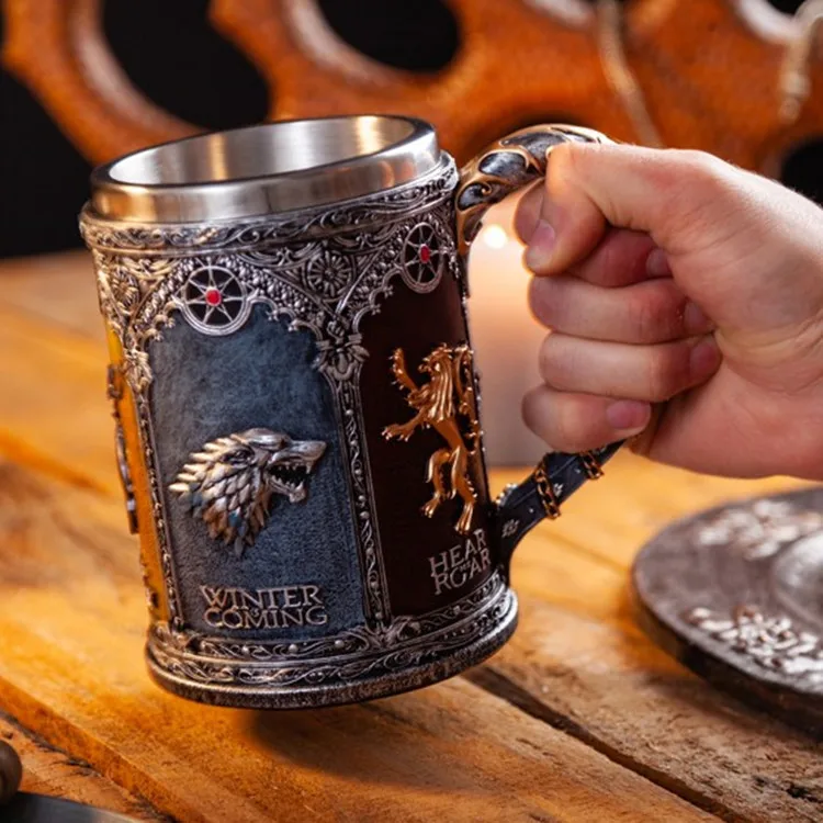 Beer Mugs Coffee Cups 3D Gothic Goblet Iron Throne Tankard Stainless Steel Resin Wine Glass Mug New Year Christmas Fans Gifts
Beer Mugs Coffee Cups 3D Gothic Goblet Iron Throne Tankard Stainless Steel Resin Wine Glass Mug New Year Christmas Fans Gifts