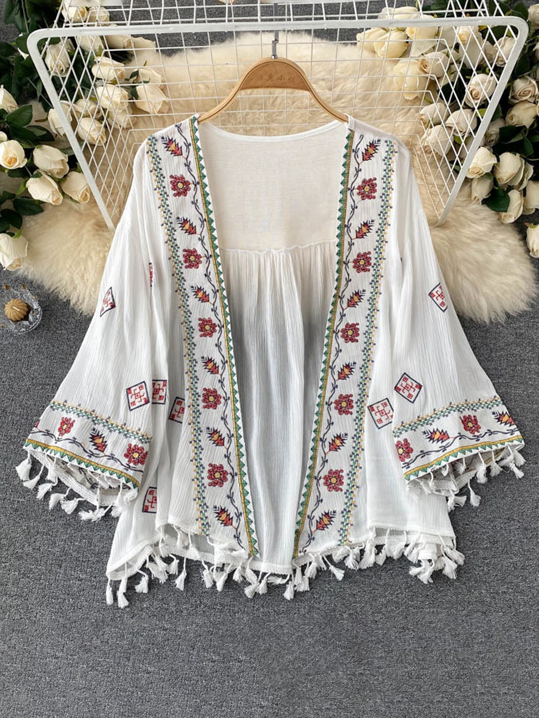 Jastie Boho Кардиган с цветочной вышивкой, Солнцезащитный Топ, женская летняя свободная шикарная рубашка с кисточками, винтажные пляжные повсед...
Jastie Boho Кардиган с цветочной вышивкой, Солнцезащитный Топ, женская летняя свободная шикарная рубашка с кисточками, винтажные пляжные повсед...