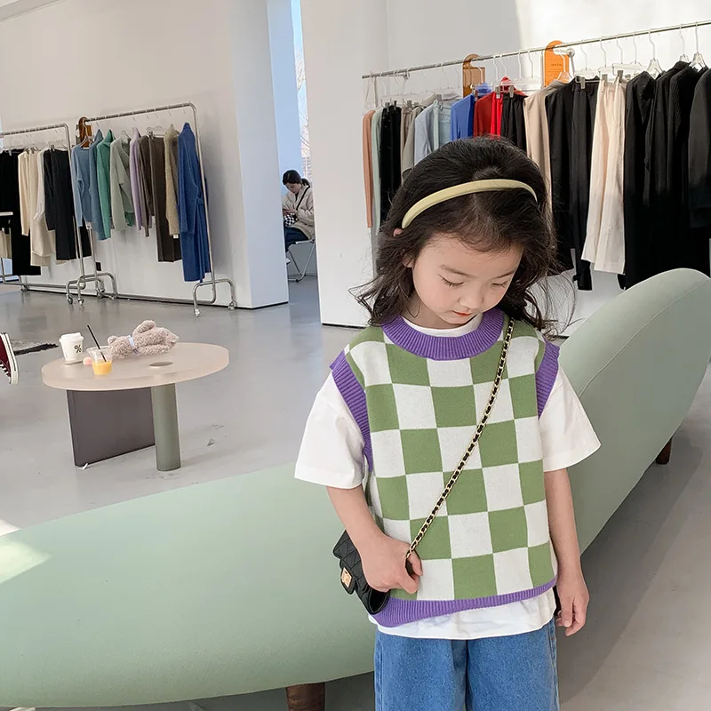 Spring fashion Unisex knitted chessboard Vest Boys and girls loose sleeveless sweater Vests
Spring fashion Unisex knitted chessboard Vest Boys and girls loose sleeveless sweater Vests