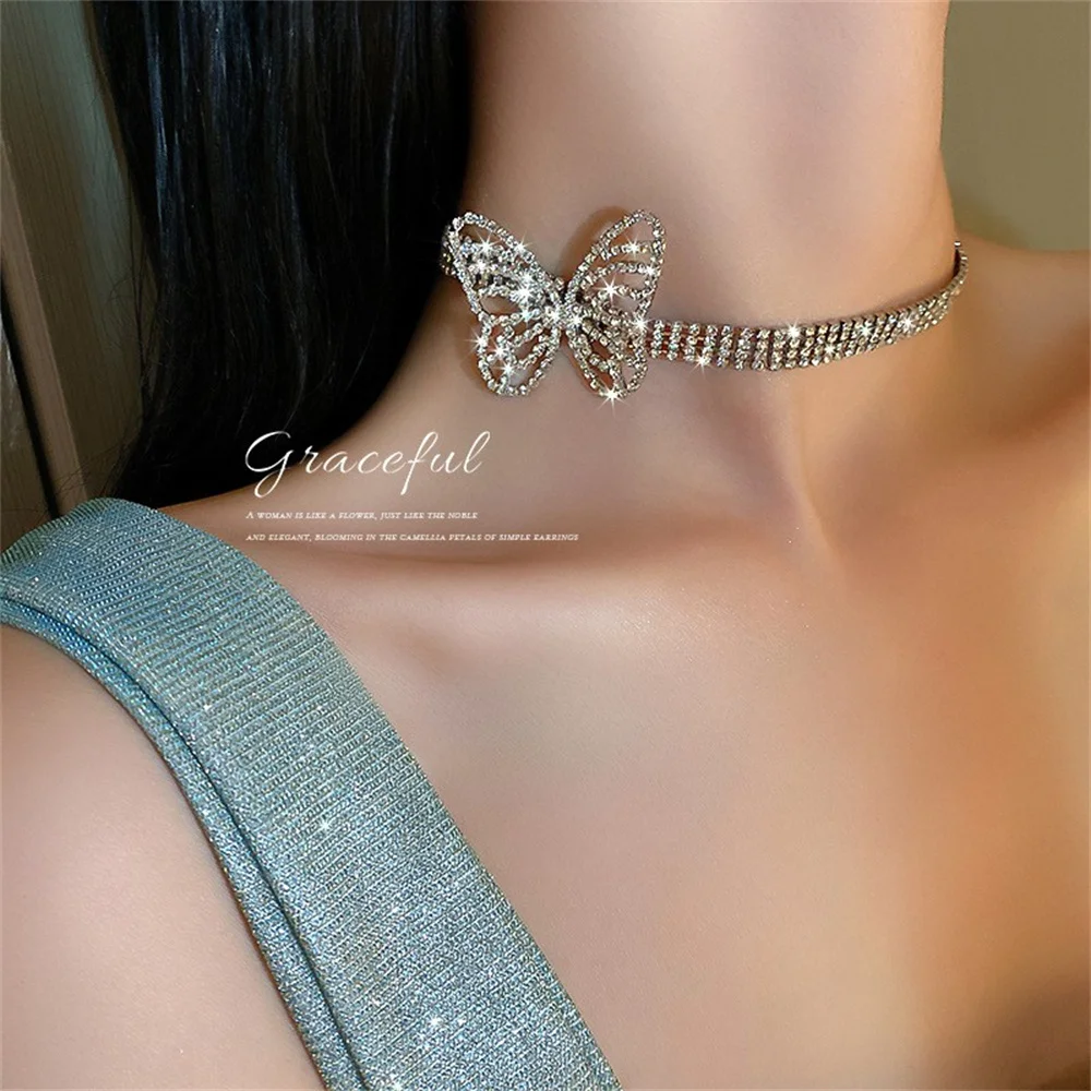 Fashion Exaggerated Personality Set Diamond Butterfly Short Necklace Net Red Temperament Design Feeling Clavicle Chain Necklace
Fashion Exaggerated Personality Set Diamond Butterfly Short Necklace Net Red Temperament Design Feeling Clavicle Chain Necklace