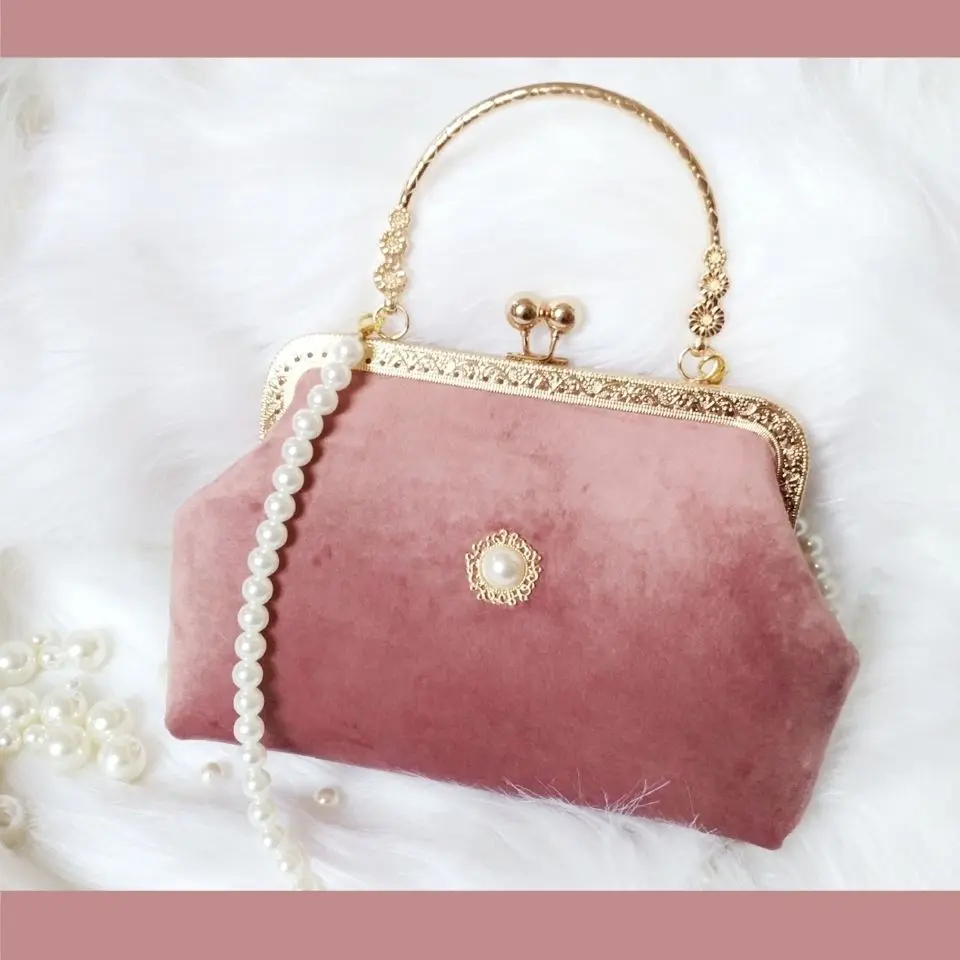 Vintage Fashion Small Shell Bag Bags Tote Women's Handbags Purses 2021 Chain Beads Hand Women Shoulder Crossbody Bags Bag
Vintage Fashion Small Shell Bag Bags Tote Women's Handbags Purses 2021 Chain Beads Hand Women Shoulder Crossbody Bags Bag
