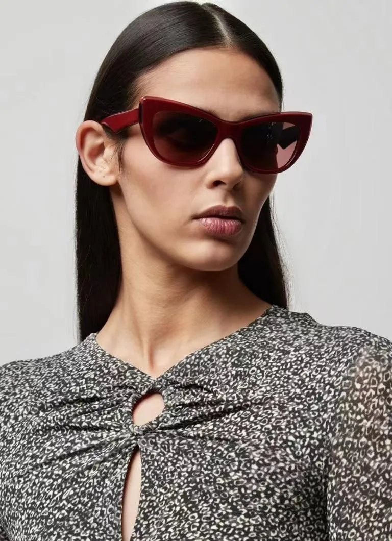High-Quality Brand Frame Designer Cat Eye Lady Sunglasses Female Outdoor Uv Resistance Uv400
High-Quality Brand Frame Designer Cat Eye Lady Sunglasses Female Outdoor Uv Resistance Uv400