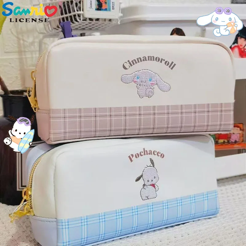 Милый Sanrio Cinnamoroll почтовый симпатичный мультяшный кожаный пенал с вышивкой креативная Студенческая фотокоробка подарок 
Милый Sanrio Cinnamoroll почтовый симпатичный мультяшный кожаный пенал с вышивкой креативная Студенческая фотокоробка подарок