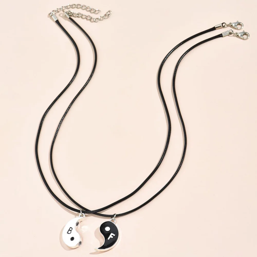 European and American necklace Yin and Yang drop oil black and white necklace personality black and white with jewelry wholesale
European and American necklace Yin and Yang drop oil black and white necklace personality black and white with jewelry wholesale