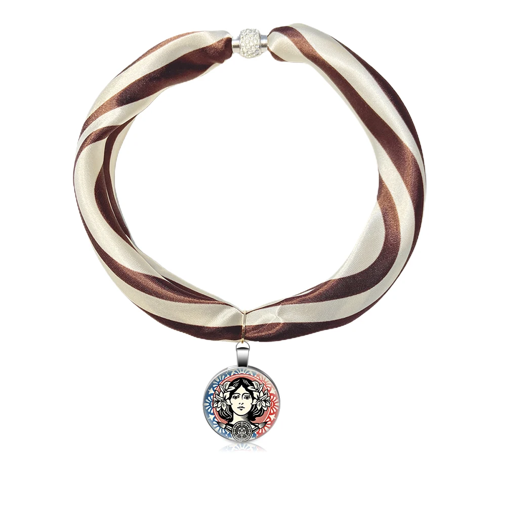 Luxury Scarf Women Necklace Pendant Style Cashew Star Printed Head Ladies Bag Ribbons Small Long Tie Scarves Chiffon Fashion
Luxury Scarf Women Necklace Pendant Style Cashew Star Printed Head Ladies Bag Ribbons Small Long Tie Scarves Chiffon Fashion