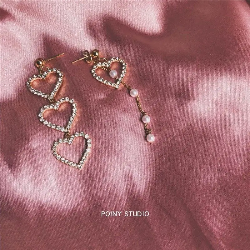 Delicate Pearl Zircon Heart Dangle Earrings for Women Vintage Asymmetrical Drop Earrings Fashion Jewelry Female Elegant Ear Drop
Delicate Pearl Zircon Heart Dangle Earrings for Women Vintage Asymmetrical Drop Earrings Fashion Jewelry Female Elegant Ear Drop