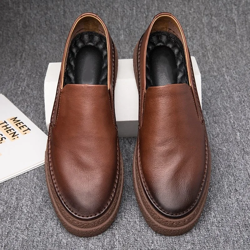 2023 New Fashion Elegant Man High Quality Vintage Light Genuine Leather Mens Shoes Summer Casual Men Sports Men's Loafers
2023 New Fashion Elegant Man High Quality Vintage Light Genuine Leather Mens Shoes Summer Casual Men Sports Men's Loafers
