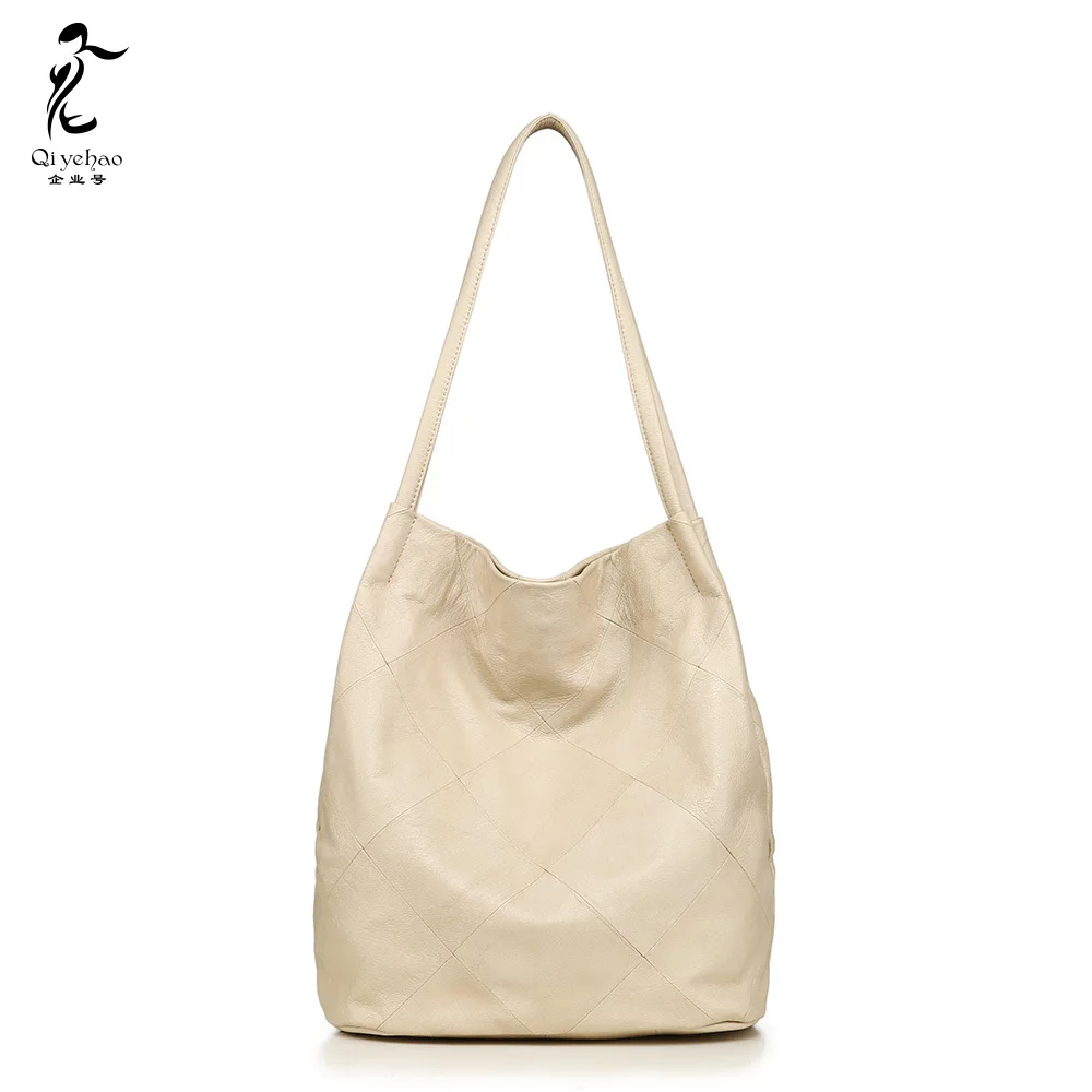 genuine leather women's bags shoulder bucket bags large capacity top layer cowhide women's bags simple fashionable leisure bags
genuine leather women's bags shoulder bucket bags large capacity top layer cowhide women's bags simple fashionable leisure bags