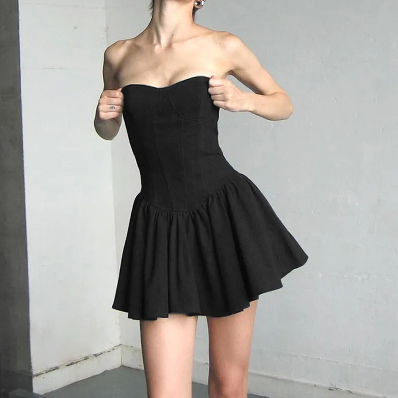 

High-end Fishbone Waist Cinched Strapless Dress, Summer with An Elegant and Age-reducing Temperament, Backless Black Dresses