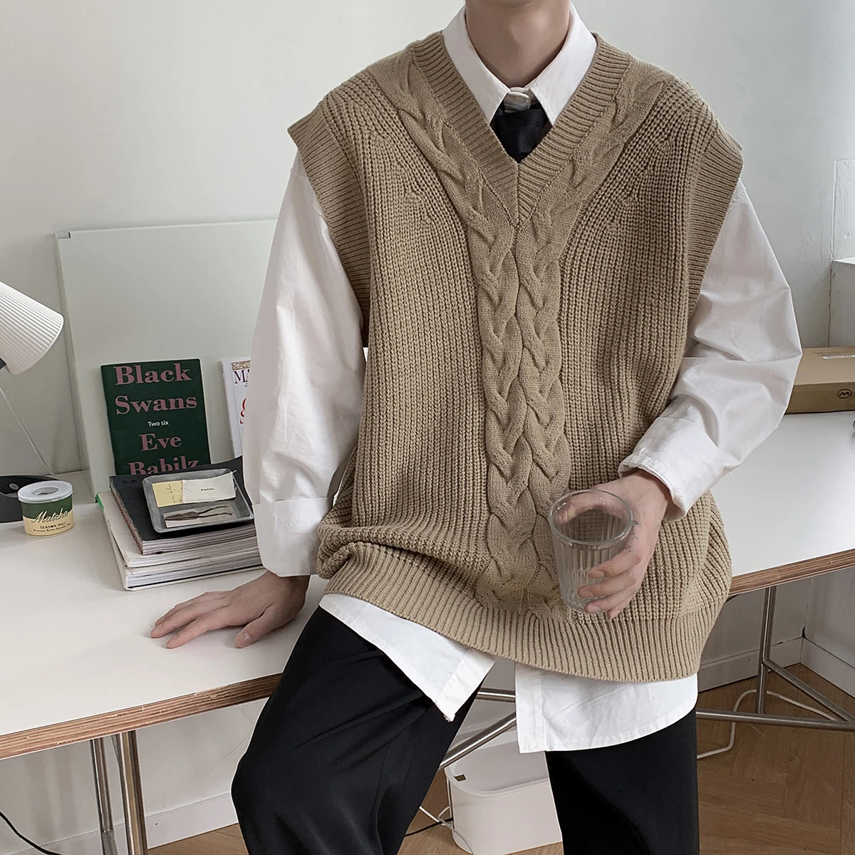 Legible Autumn Winter Sweaters Vest Men Casual Loose Solid V Neck Collar Sleeveless Knitted Sweater Man sweater for men
Legible Autumn Winter Sweaters Vest Men Casual Loose Solid V Neck Collar Sleeveless Knitted Sweater Man sweater for men