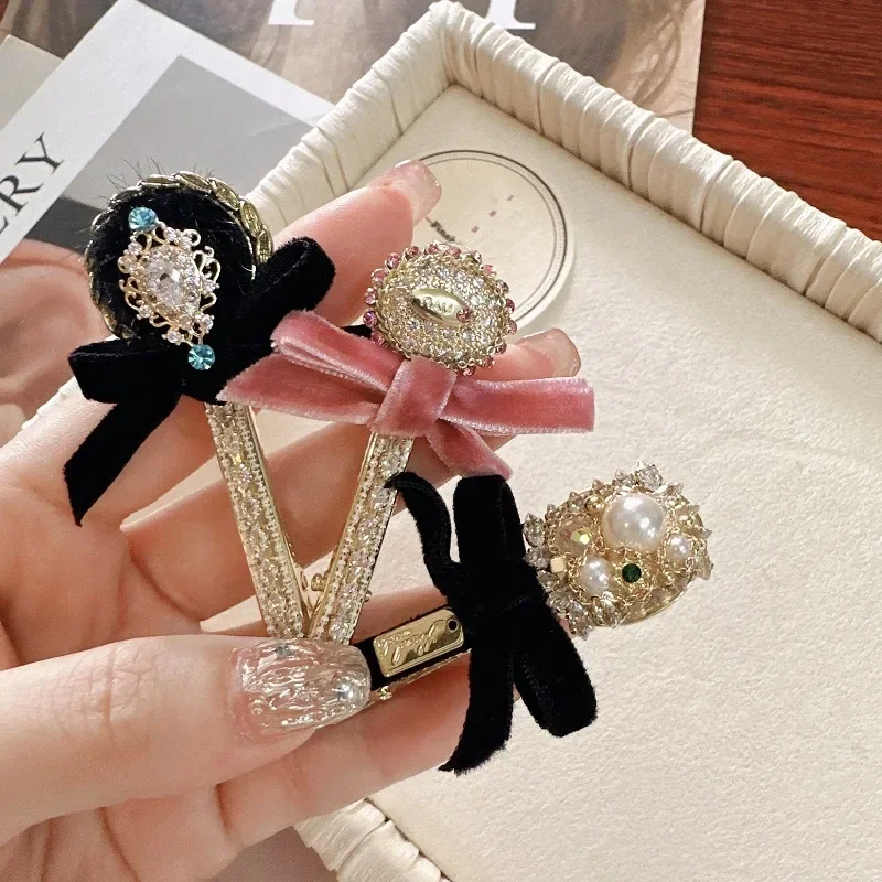 Korean Style Women Hair Pins Crystal Velvet Bow Hair Clips for Girl Fashion Hair Accessories
Korean Style Women Hair Pins Crystal Velvet Bow Hair Clips for Girl Fashion Hair Accessories