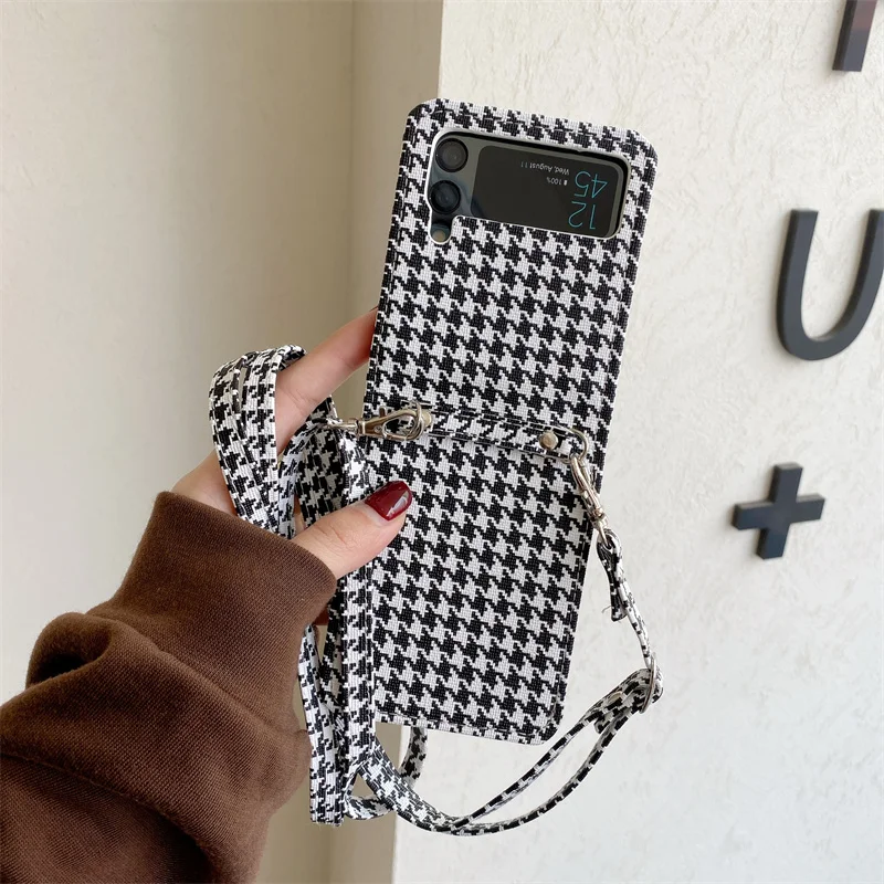 Thousand Bird Lattice PU Leather And PC Hard Plastic Shoulder Strap Case For Samsung Galaxy Z Flip 3 2 1 5G Shockproof Cover
Thousand Bird Lattice PU Leather And PC Hard Plastic Shoulder Strap Case For Samsung Galaxy Z Flip 3 2 1 5G Shockproof Cover
