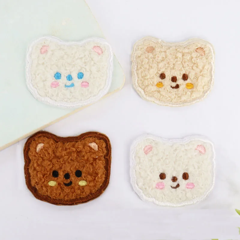 12pcs 40*48mm Plush Embroidery Bear Head Self-pasting DIY Handmade Decal Clothing Hat Back Glue Sewing Supplies Decorative Patch
12pcs 40*48mm Plush Embroidery Bear Head Self-pasting DIY Handmade Decal Clothing Hat Back Glue Sewing Supplies Decorative Patch