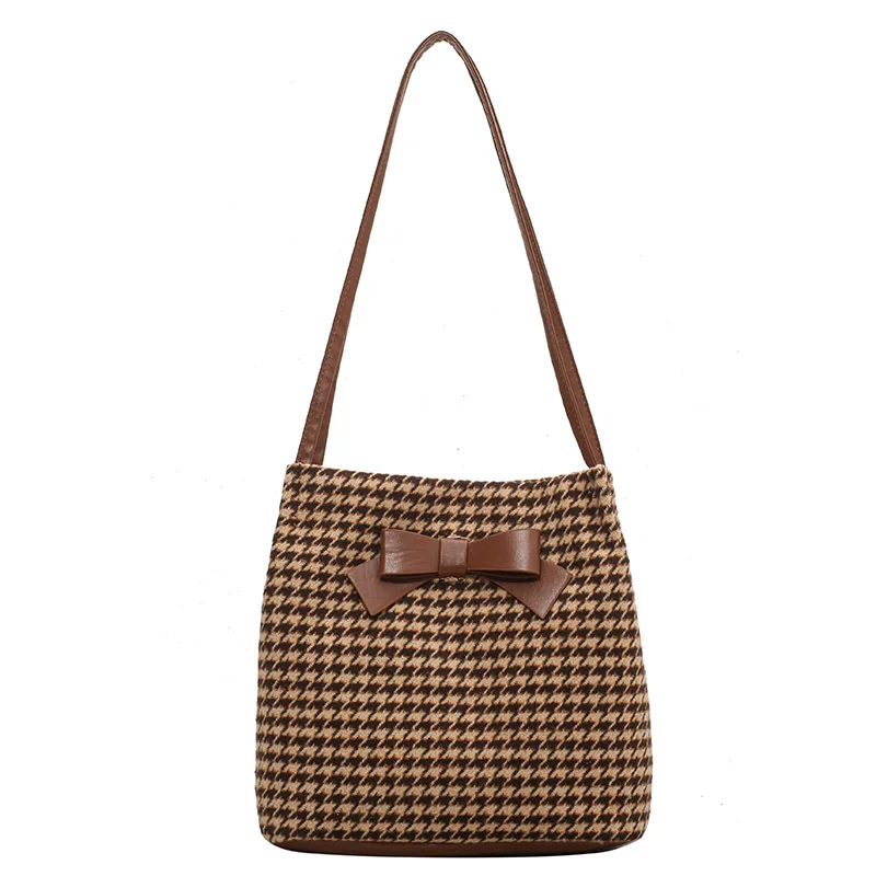 High Sense Niche Bucket Bag Women's Autumn and Winter High-capacity Shoulder Bag 2021new Trend This Year's Popular Versatile Bag
High Sense Niche Bucket Bag Women's Autumn and Winter High-capacity Shoulder Bag 2021new Trend This Year's Popular Versatile Bag