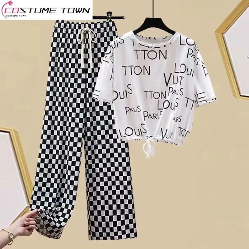 Ice Silk High-quality Checkerboard Wide Leg Pants Women's Summer Short-sleeved Short Top Two-piece Loose Fashion Casual Suit
Ice Silk High-quality Checkerboard Wide Leg Pants Women's Summer Short-sleeved Short Top Two-piece Loose Fashion Casual Suit