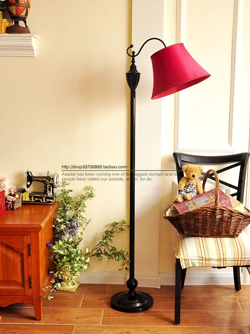 Floor Lamp Simple European Modern American Country Pastoral Living Room Study Bedroom Night Fish Luring Lamp
Floor Lamp Simple European Modern American Country Pastoral Living Room Study Bedroom Night Fish Luring Lamp