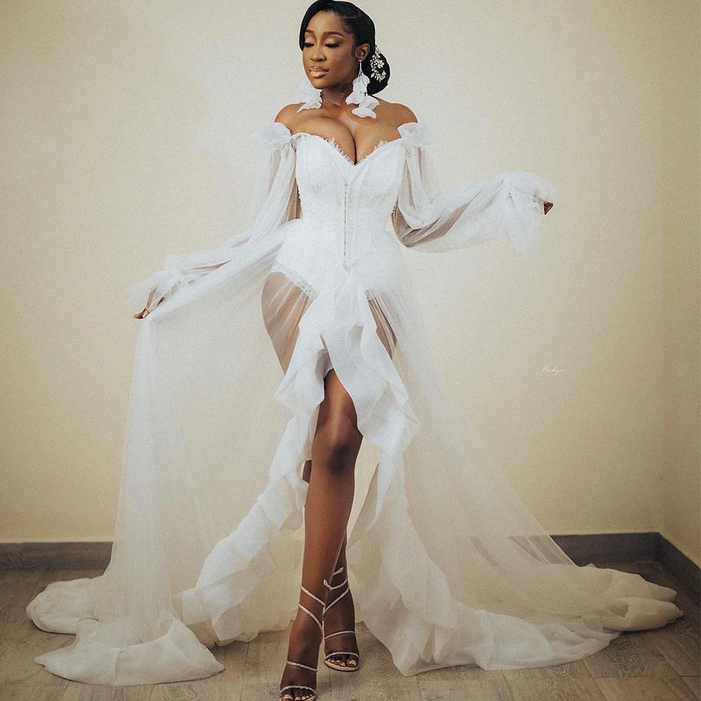 Sexy Wedding Robe for Black Bride Off Shoulder Long Sleeve Front Split Bikini Style Ruffles Lace Bridal Shower Dresses
Sexy Wedding Robe for Black Bride Off Shoulder Long Sleeve Front Split Bikini Style Ruffles Lace Bridal Shower Dresses