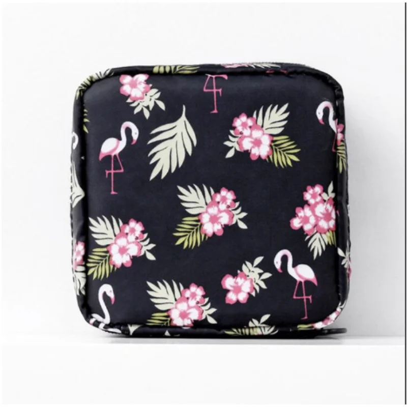 Korean Cute Bear Large Capacity Sanitary Napkin Storage Bags Girls Cartoon Physiological Period Tampon Organiser Bag Mini Bag
Korean Cute Bear Large Capacity Sanitary Napkin Storage Bags Girls Cartoon Physiological Period Tampon Organiser Bag Mini Bag