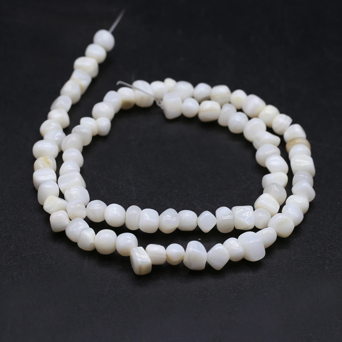 6mm White Natural Freshwater Shell Irregular Dyed Beaded Jewelry Making Summer Beach Necklace Bracelet Gift DIY Beads
6mm White Natural Freshwater Shell Irregular Dyed Beaded Jewelry Making Summer Beach Necklace Bracelet Gift DIY Beads