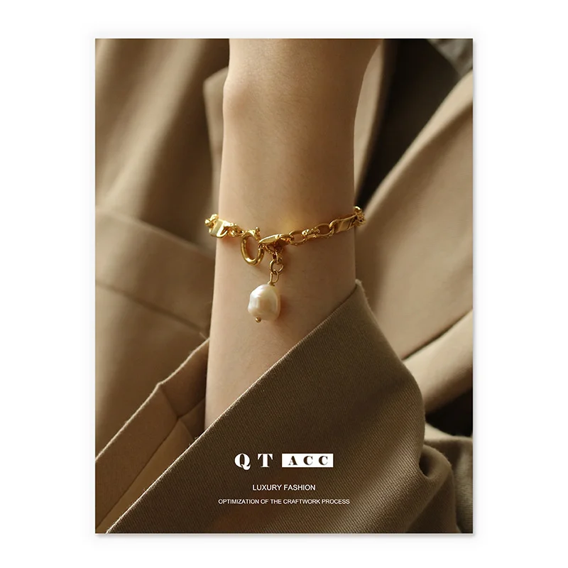 High color vacuum plating gold simple cool style thick chain natural pearl bracelet
High color vacuum plating gold simple cool style thick chain natural pearl bracelet