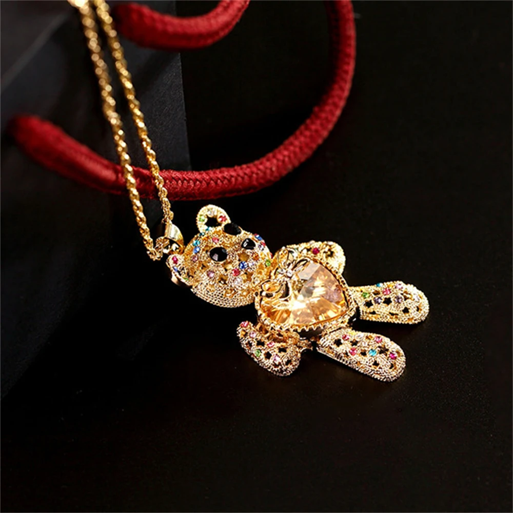 Kawaii Women Girls Zircon Bear Necklace For Crystal Heart Pendant Necklaces Chunky Jewelry 18K Gold Plated Sweater Chain Choker
Kawaii Women Girls Zircon Bear Necklace For Crystal Heart Pendant Necklaces Chunky Jewelry 18K Gold Plated Sweater Chain Choker