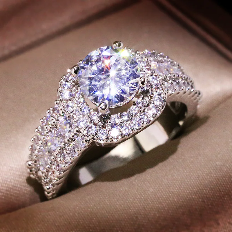 Big Bling Zircon Stone Silver Color Wedding Engagement Rings for Women Fashion Jewelry 2022 New
Big Bling Zircon Stone Silver Color Wedding Engagement Rings for Women Fashion Jewelry 2022 New