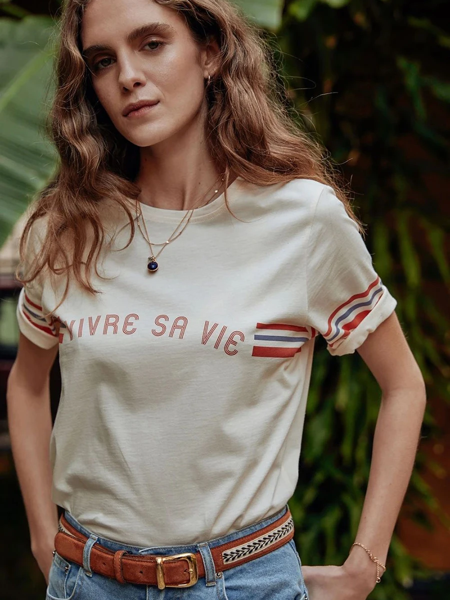 Retro Letters Printed Tee Shirt Female Striped Short-sleeved Round Neck Loose T-shirt Summer Ladies Casual Elegant Tshirt Tops
Retro Letters Printed Tee Shirt Female Striped Short-sleeved Round Neck Loose T-shirt Summer Ladies Casual Elegant Tshirt Tops