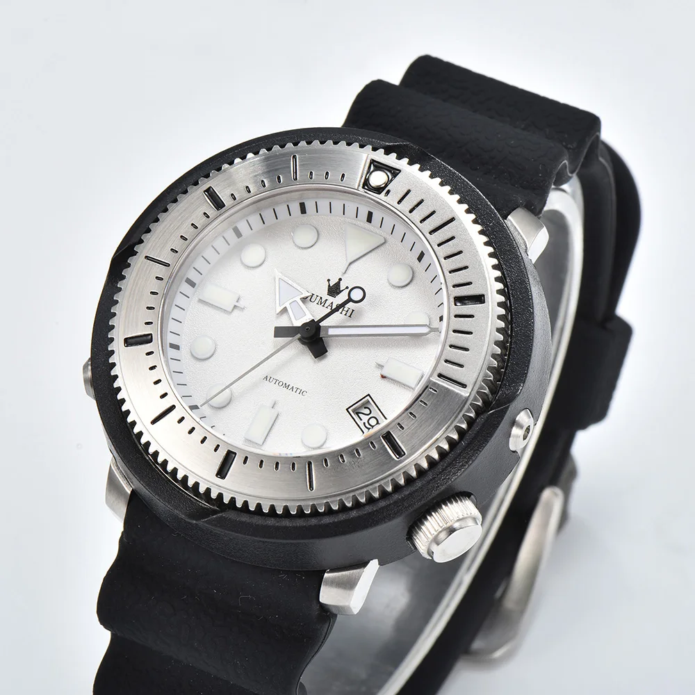 OUMASHI Men's Luxury Automatic Watch NH35 Movement Rubber Strap Waterproof Watch Sapphire Men's Watch
OUMASHI Men's Luxury Automatic Watch NH35 Movement Rubber Strap Waterproof Watch Sapphire Men's Watch