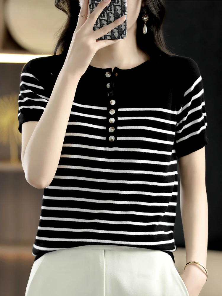Classic Black And White Striped Summer Round Neck Thin Short-Sleeved T-Shirt Women's Cotton And Linen Knitted Bottoming Top
Classic Black And White Striped Summer Round Neck Thin Short-Sleeved T-Shirt Women's Cotton And Linen Knitted Bottoming Top