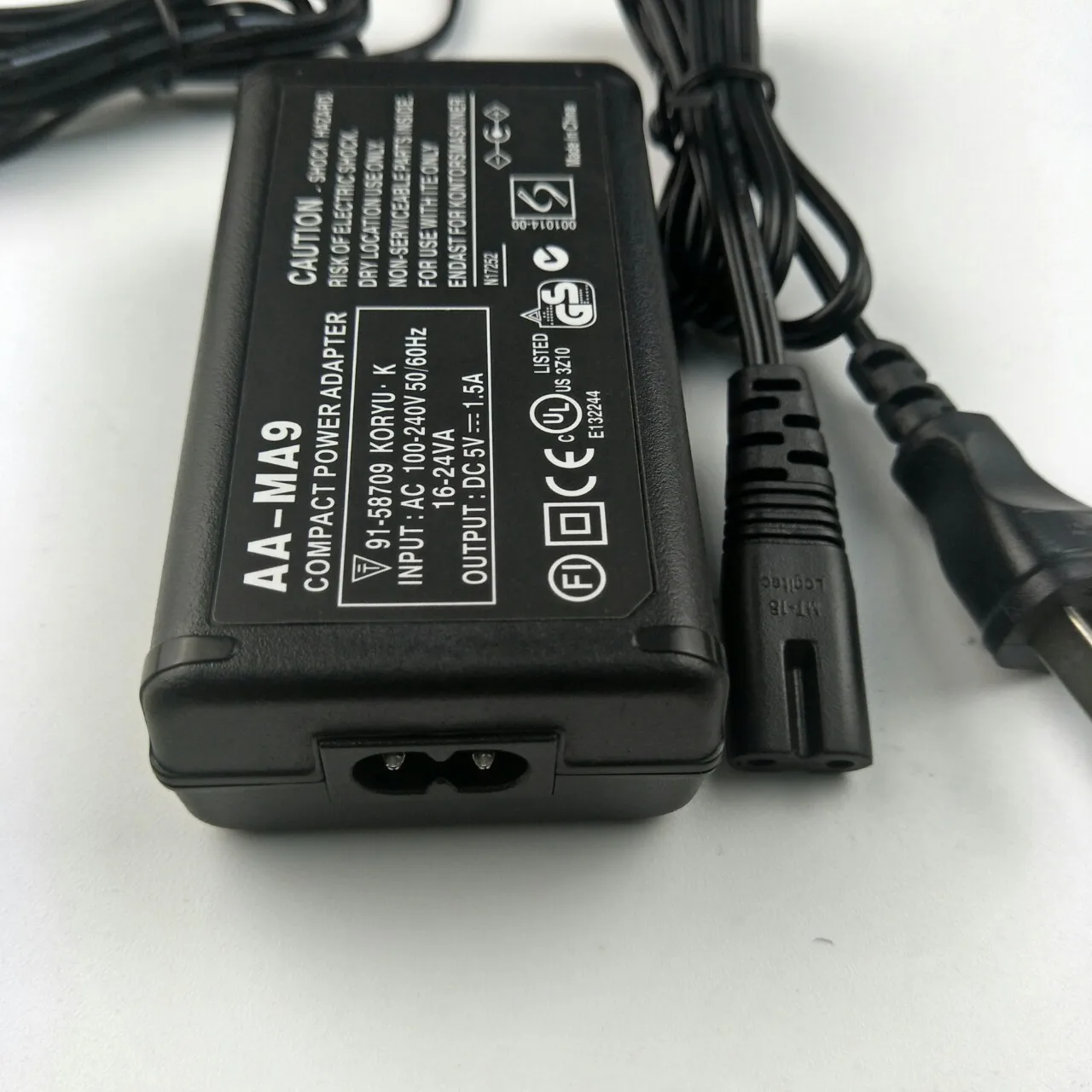 Suitable for Sam sung camera charger camera AA-MA9 direct charge AC power adapter power
Suitable for Sam sung camera charger camera AA-MA9 direct charge AC power adapter power