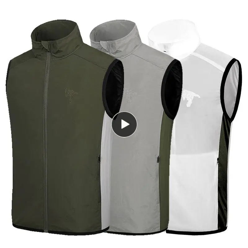 2021 Fan Equipped Clothing UV Resistant Cooling Vest For Men 5V USB Powered Air Conditioned Coat Summer Cooling Sleeveless
2021 Fan Equipped Clothing UV Resistant Cooling Vest For Men 5V USB Powered Air Conditioned Coat Summer Cooling Sleeveless