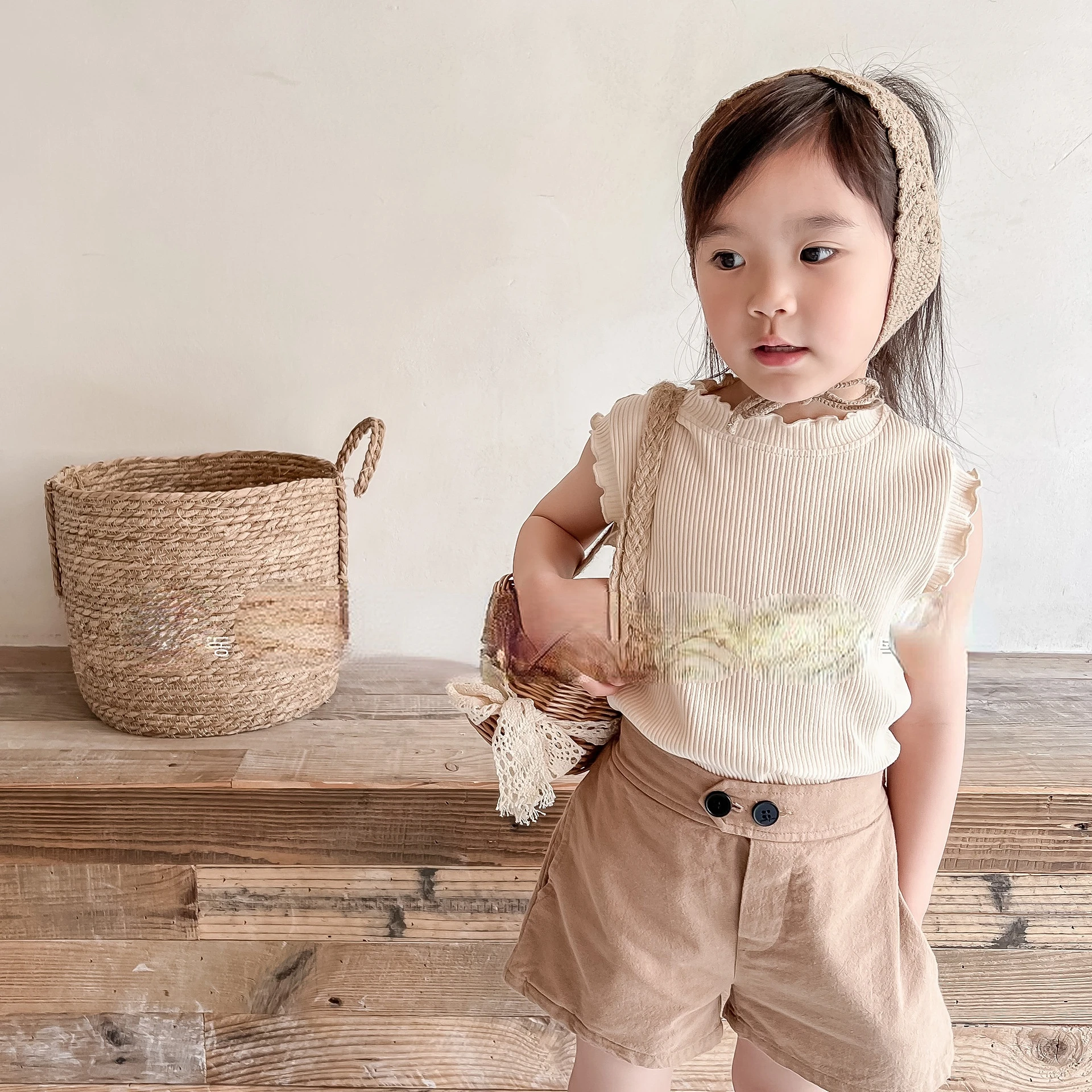 Clothing T-shirt 2023 Vest Children's Children's Korean Raglan Summer Summer Sleeve New Girls
Clothing T-shirt 2023 Vest Children's Children's Korean Raglan Summer Summer Sleeve New Girls
