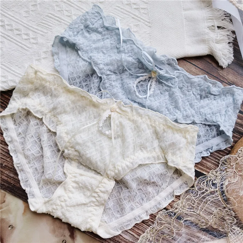 Candy Color Lovely Hollow Pleated Ice Silk Sexy Low Waist Women's Jacquard Breathable Lolita Bowknot Underwear Panties G String
Candy Color Lovely Hollow Pleated Ice Silk Sexy Low Waist Women's Jacquard Breathable Lolita Bowknot Underwear Panties G String